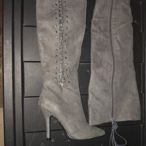 Gray Thin Heeled Boots